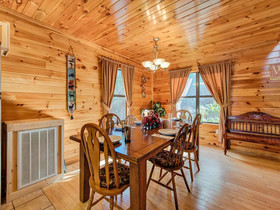 Apple Bear Lodge