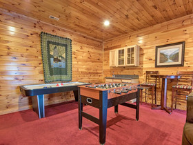 Apple Bear Lodge