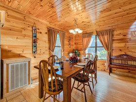 Apple Bear Lodge