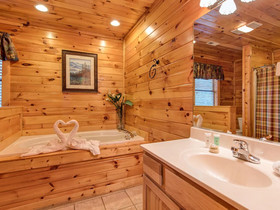 Apple Bear Lodge
