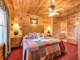 Apple Bear Lodge