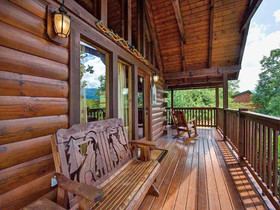 Artistic Mountain Home