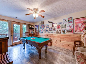 Artistic Mountain Home