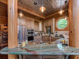 Bear Elegance Cabin
