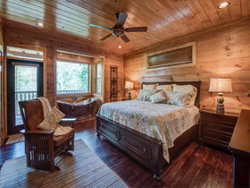 Bear Elegance Cabin