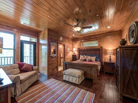 Bear Elegance Cabin
