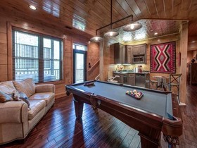 Bear Elegance Cabin