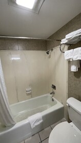 Country Town N' Suites