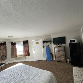 Country Town N' Suites
