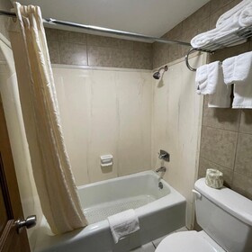 Country Town N' Suites