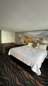 Country Town N' Suites