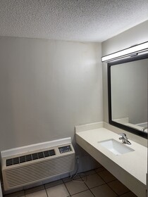 Country Town N' Suites