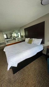 Country Town N' Suites