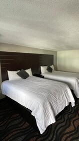 Country Town N' Suites