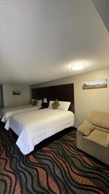 Country Town N' Suites