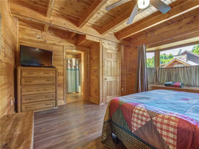 Hibernation Station Cabin