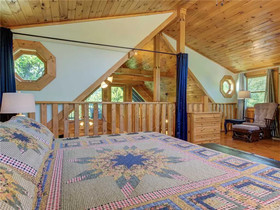 Hibernation Station Cabin