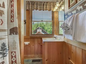 Hibernation Station Cabin