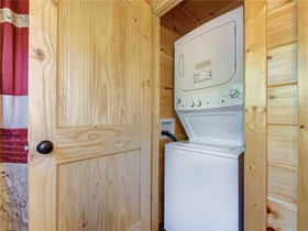 Journeys End Cabin