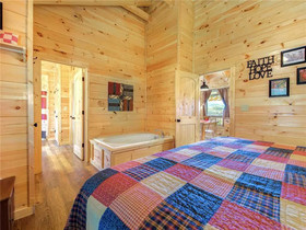 Journeys End Cabin