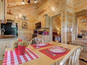 Journeys End Cabin