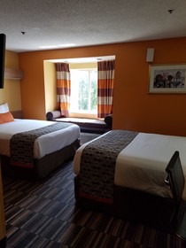 Microtel Inn & Suites by Wyndham Gatlinburg