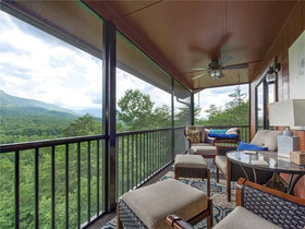 Pinnacle Penthouse