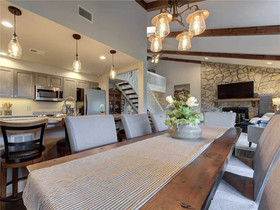 Pinnacle Penthouse