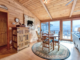 Resting Bears Cabin