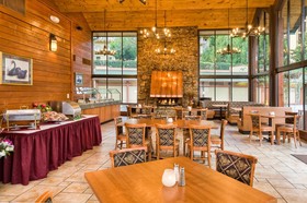 River Terrace Resort and Convention Center
