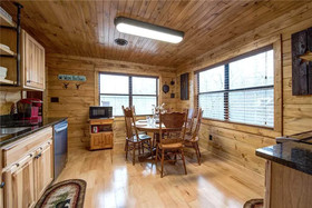 Rocky Top Lodge