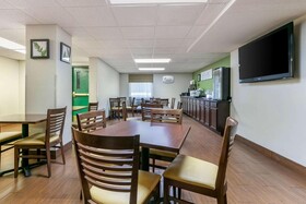 Sleep Inn & Suites