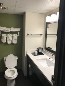 Sleep Inn & Suites