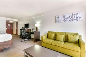 Sleep Inn & Suites