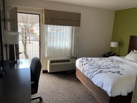 Sleep Inn & Suites