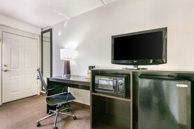 Sleep Inn & Suites