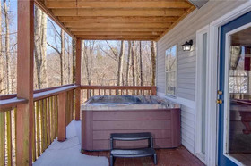 Smoky Mountain Mist Cabin