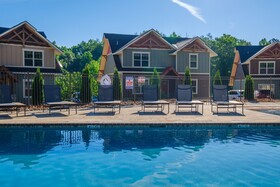 Tri Star Lodge