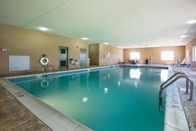 Country Inn & Suites by Radisson, Goodlettsville, TN