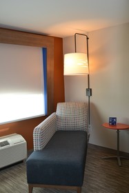 Holiday Inn Express & Suites Goodlettsville N Nashville