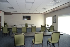 Holiday Inn Express & Suites Goodlettsville N Nashville