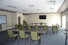 Holiday Inn Express & Suites Goodlettsville N Nashville