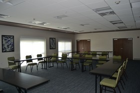 Holiday Inn Express & Suites Goodlettsville N Nashville