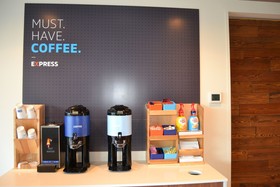 Holiday Inn Express & Suites Goodlettsville N Nashville