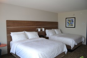 Holiday Inn Express & Suites Goodlettsville N Nashville