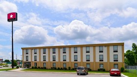 Executive Inn & Suites