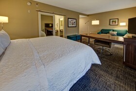 Hampton Inn & Suites Nashville Hendersonville