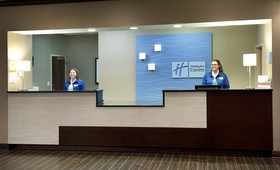 Holiday Inn Express Nashville-Hendersonville