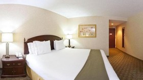 Holiday Inn Express Nashville-Hendersonville