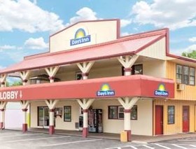 Days Inn by Wyndham Holladay